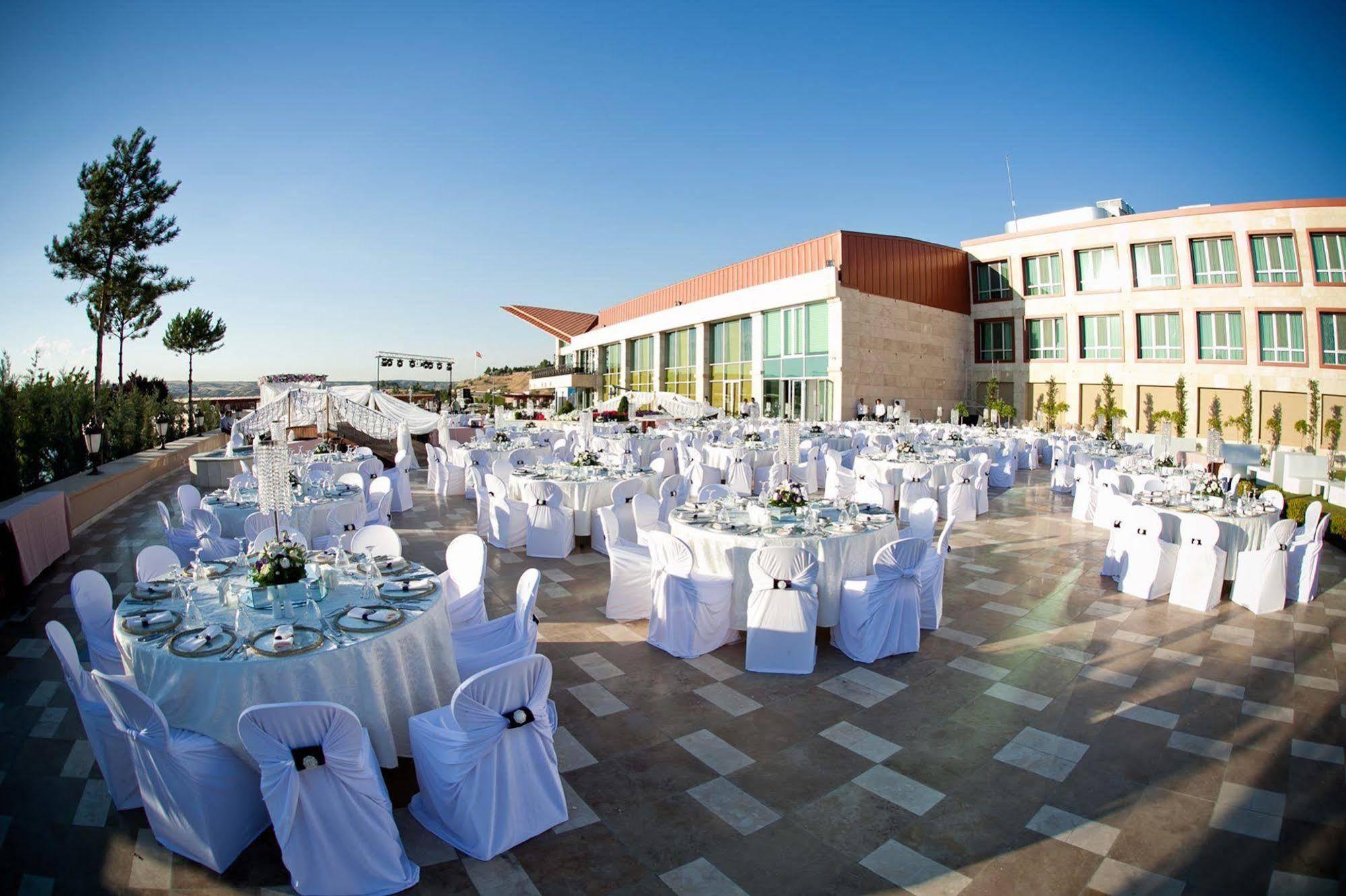 Kronos Hotel Golbasi  Ngoại thất bức ảnh