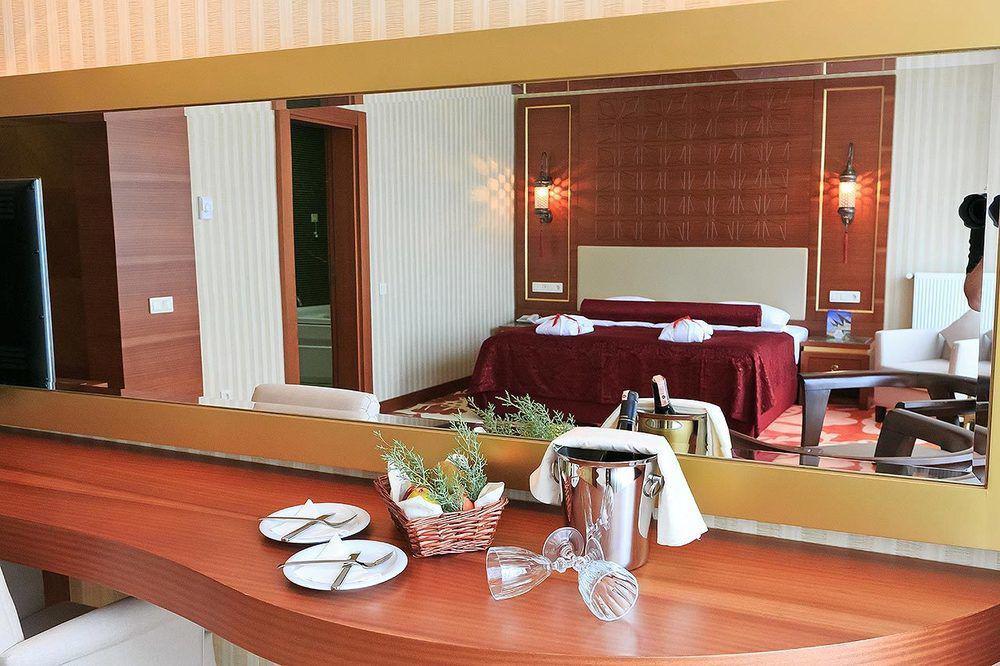 Kronos Hotel Golbasi  Ngoại thất bức ảnh