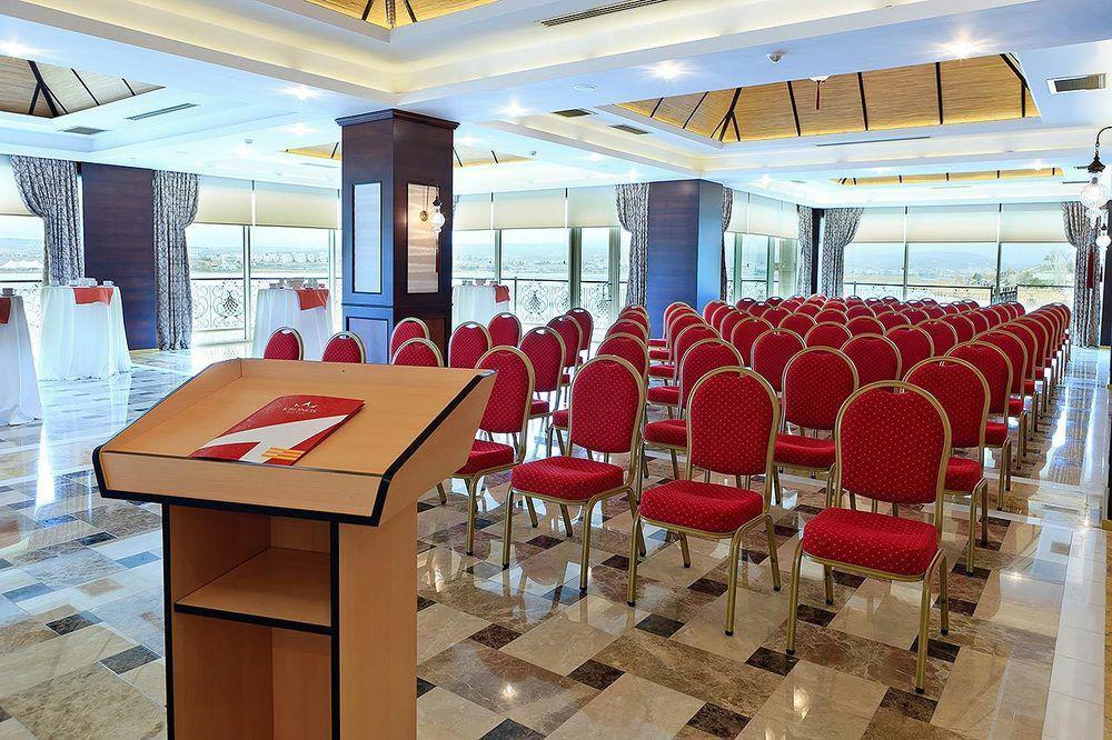 Kronos Hotel Golbasi  Ngoại thất bức ảnh